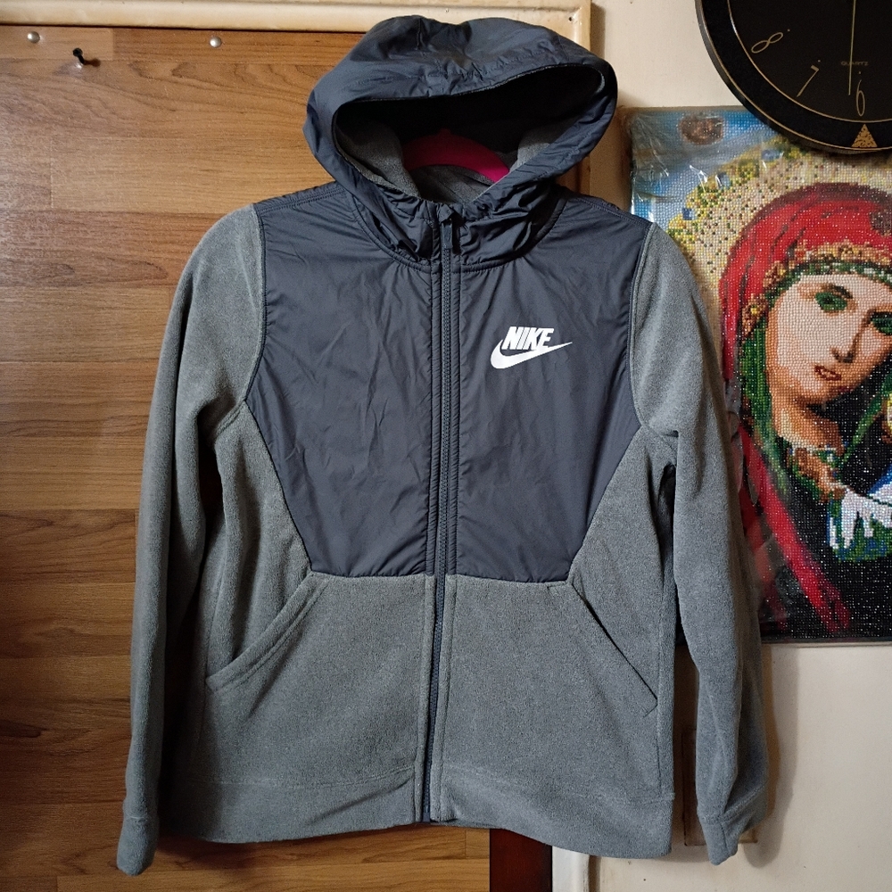 Nike Sportswear Fleece Boys Hoodie Size L Gray AA0064-091 Very Good Condition